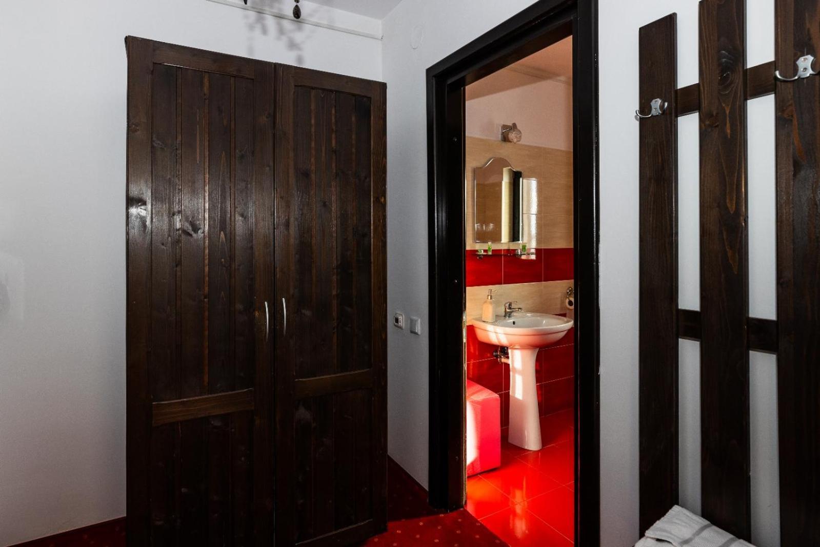Vila Luca-Hotel Sirnea Ngoại thất bức ảnh
