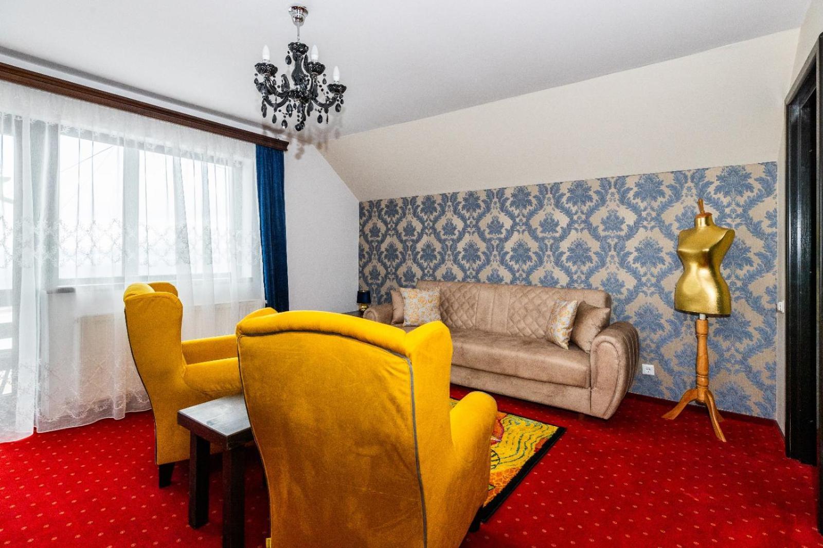Vila Luca-Hotel Sirnea Ngoại thất bức ảnh