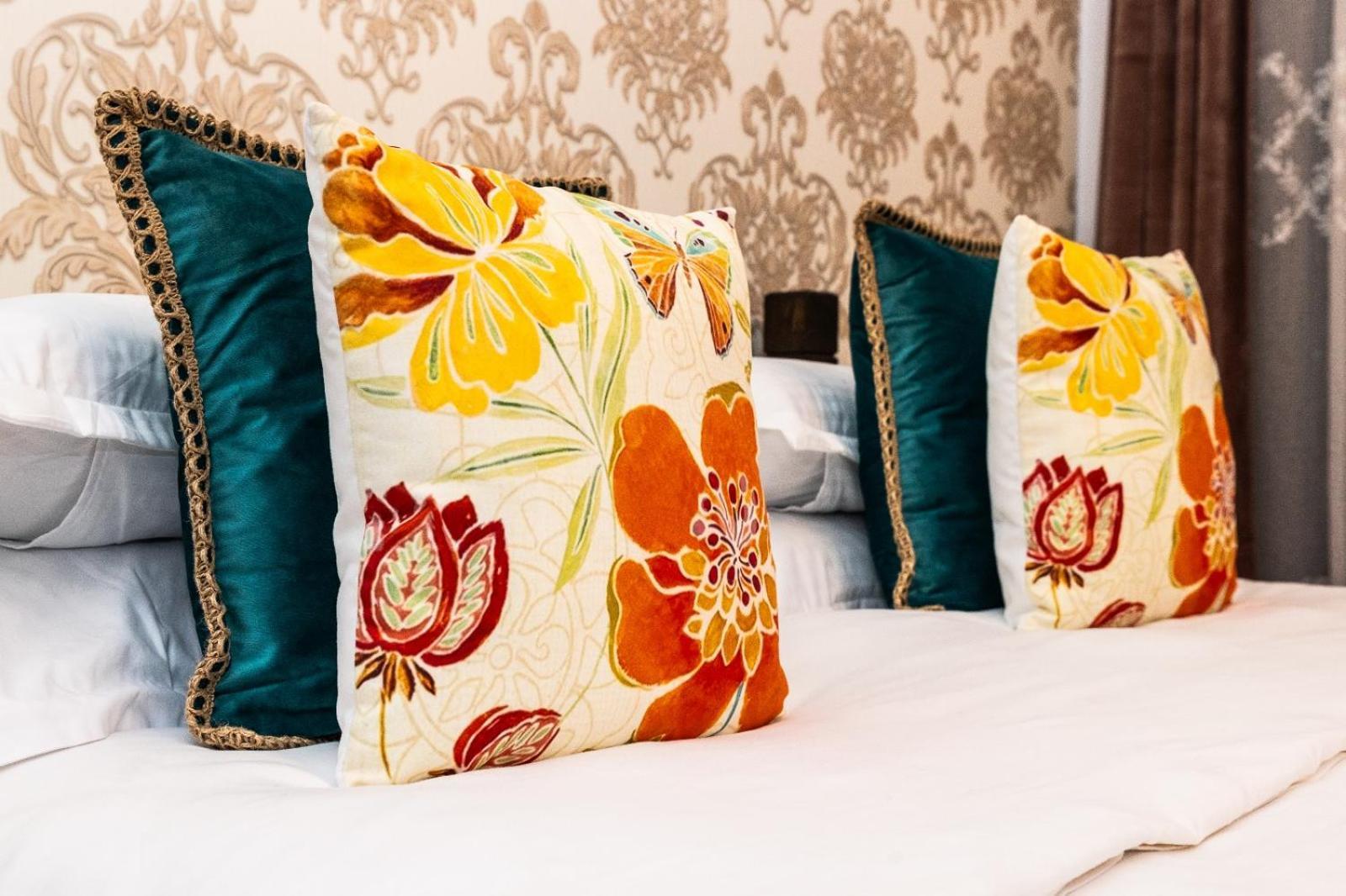 Vila Luca-Hotel Sirnea Ngoại thất bức ảnh