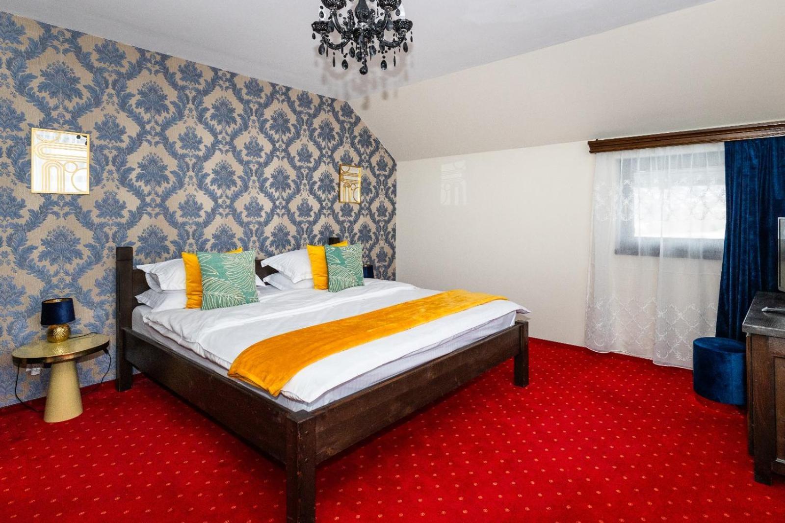 Vila Luca-Hotel Sirnea Ngoại thất bức ảnh