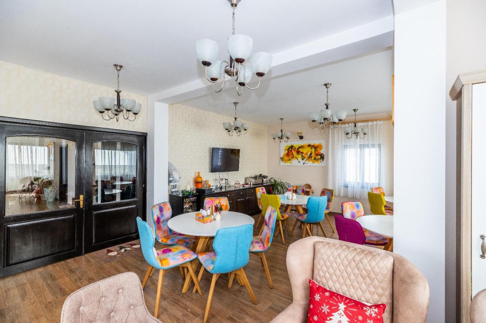 Vila Luca-Hotel Sirnea Ngoại thất bức ảnh