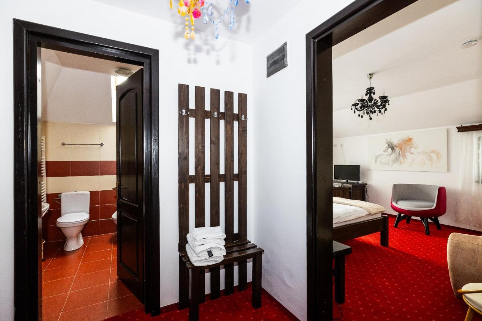 Vila Luca-Hotel Sirnea Ngoại thất bức ảnh