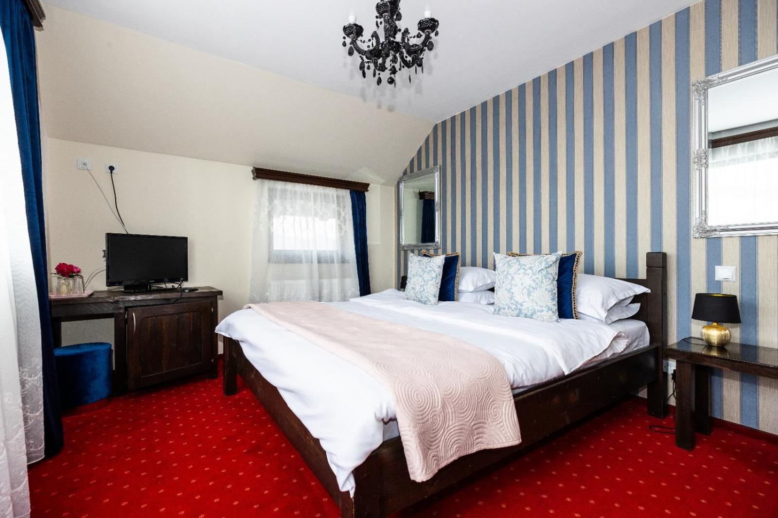 Vila Luca-Hotel Sirnea Ngoại thất bức ảnh