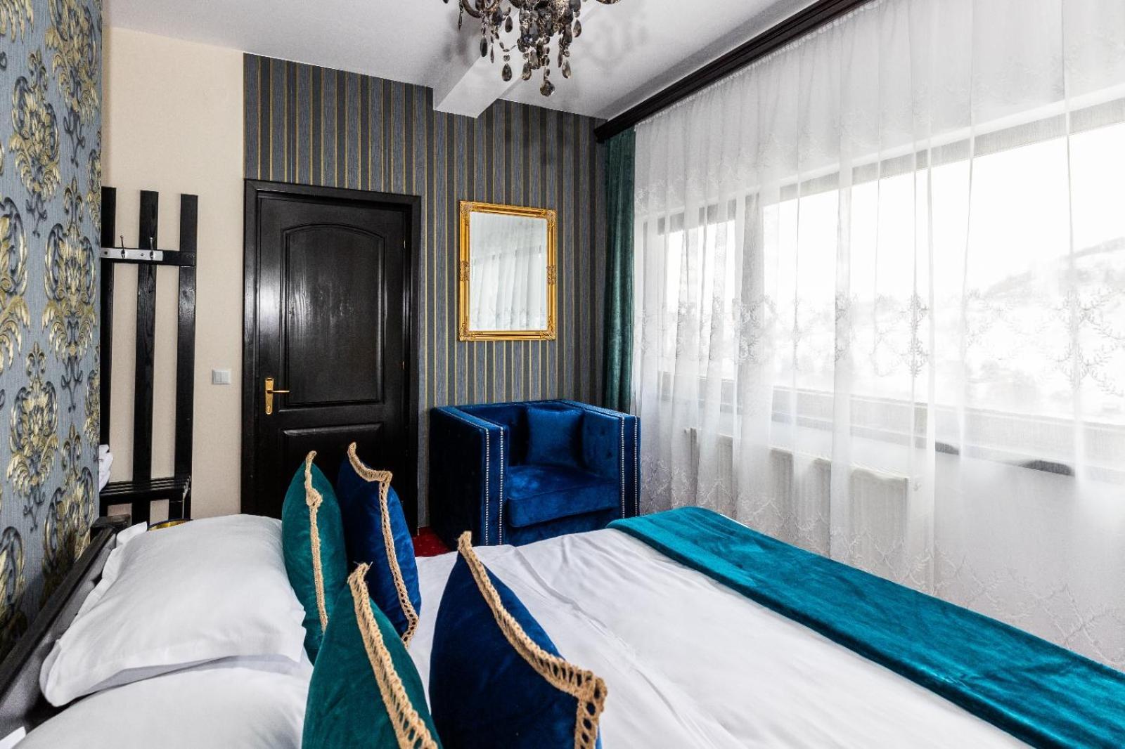 Vila Luca-Hotel Sirnea Ngoại thất bức ảnh