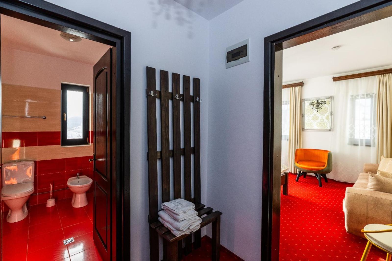 Vila Luca-Hotel Sirnea Ngoại thất bức ảnh