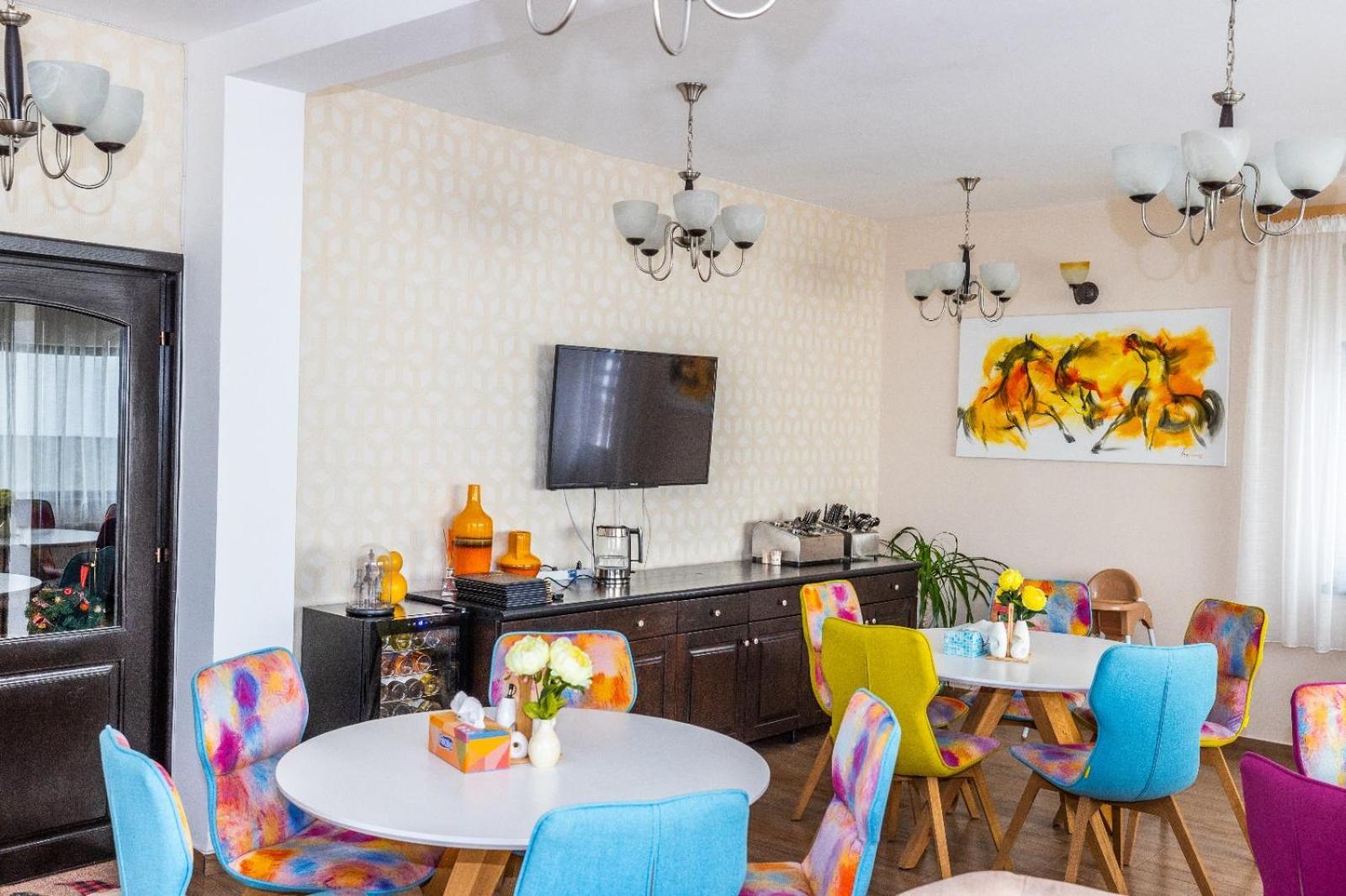 Vila Luca-Hotel Sirnea Ngoại thất bức ảnh